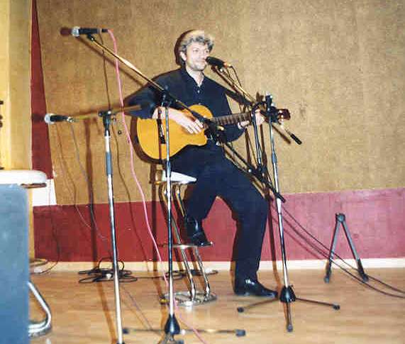 Pavel.jpg (37695 Byte)