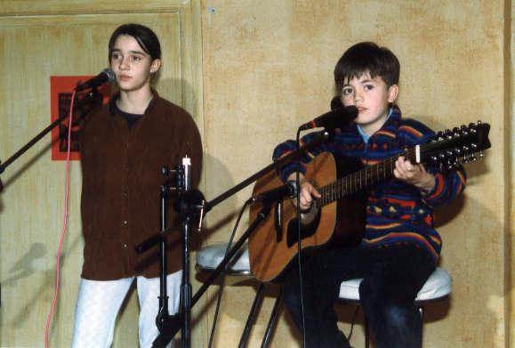 kinder.jpg (33926 Byte)